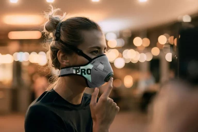 https://pangea--prod.s3.eu-north-1.amazonaws.com/images/agencies/dac-digital/case-studies/from-pivot-to-success-designing-a-mobile-app-for-sports-gear-dedicated-to-health-conscious-urbanites/cardImageUrl.webp